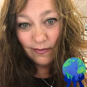 Meet your Posher, Laurie